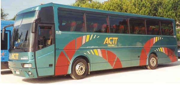 immagine con foto di pulman Scania Starbus